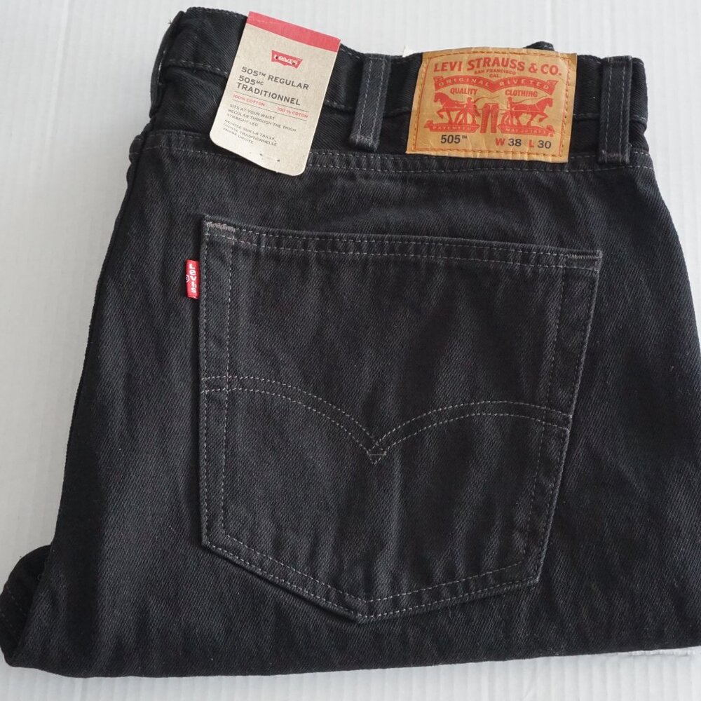 Levi’s 505 Regular Fit Black Jeans Men’s W38 L30 NWT Straight Leg